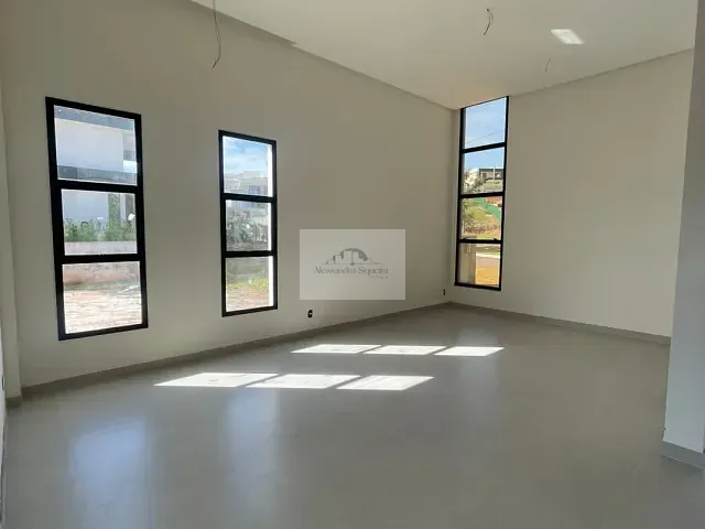 Casa com 570m² 3 quartos e 3 banheiros, à venda, no bairro Santa Paula I em Vila Velha