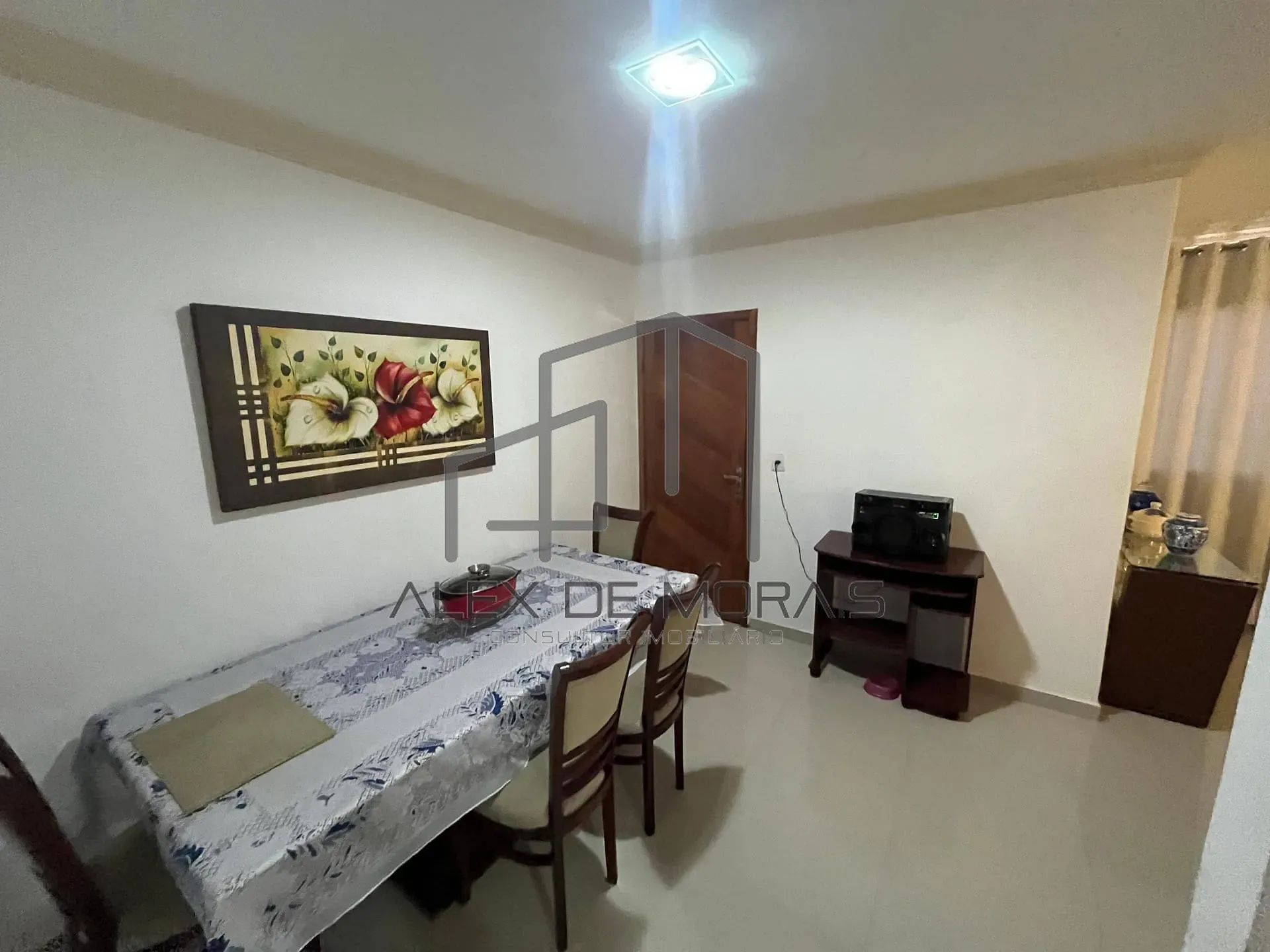 Casa, 3 quartos, 210 m² - Foto 2