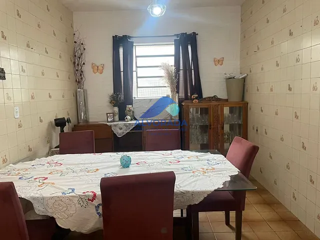 Casa 7 quartos e 4 banheiros, à venda, no bairro Vila Guarani em São José dos Campos