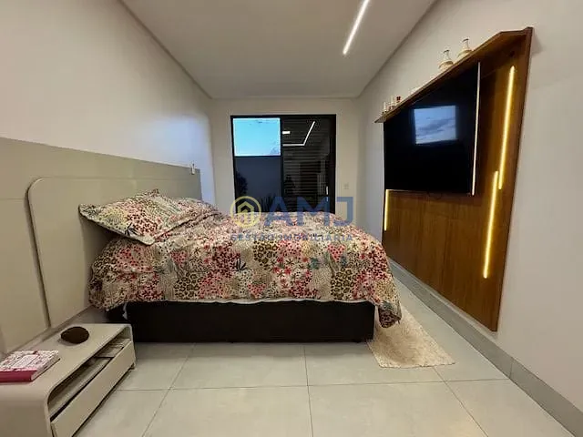 Casa, 3 quartos, 230 m² - Foto 15