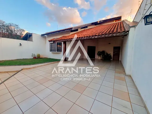 Casa 3 quartos e 3 banheiros, à venda, no bairro São José em Barretos