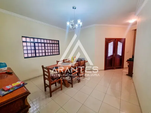 Casa 3 quartos e 3 banheiros, à venda, no bairro São José em Barretos