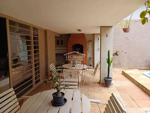 Casa, 4 quartos, 400 m² - Foto 1