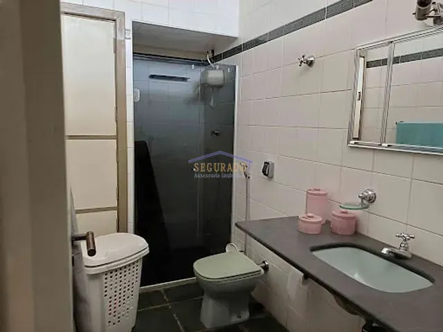 Casa com 500m² 4 quartos e 6 banheiros, à venda, no bairro Jardim Guanabara em Campinas