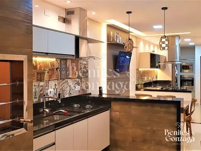 Casa com 155m² 3 quartos e 3 banheiros, à venda, no bairro Jardim Paraizo em Maringá