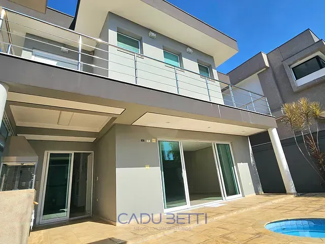 Casa 4 quartos e 6 banheiros, à venda ou para alugar, no bairro Umuarama em Osasco
