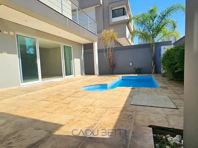 Casa 4 quartos e 6 banheiros, à venda ou para alugar, no bairro Umuarama em Osasco
