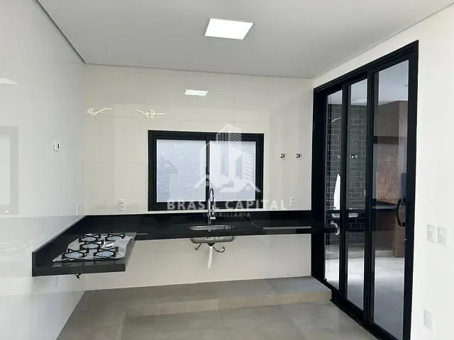 Casa com 132m² 3 quartos e 3 banheiros, à venda, no bairro Wanel Ville em Sorocaba