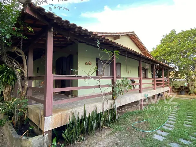 Casa 3 quartos e 3 banheiros, à venda, no bairro Recanto do Sol em São Pedro da Aldeia
