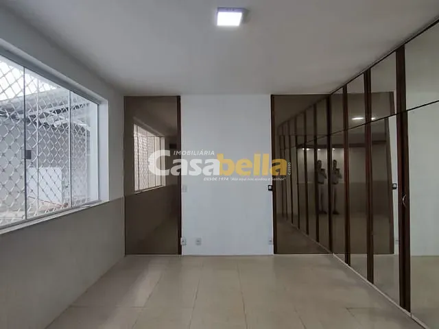 Casa com 600m² 3 quartos e 5 banheiros, à venda, no bairro Setor Sul em Goiânia