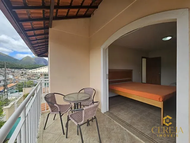 Casa com 360m² 4 quartos e 3 banheiros, à venda, no bairro Vila Guarani em Nova Friburgo