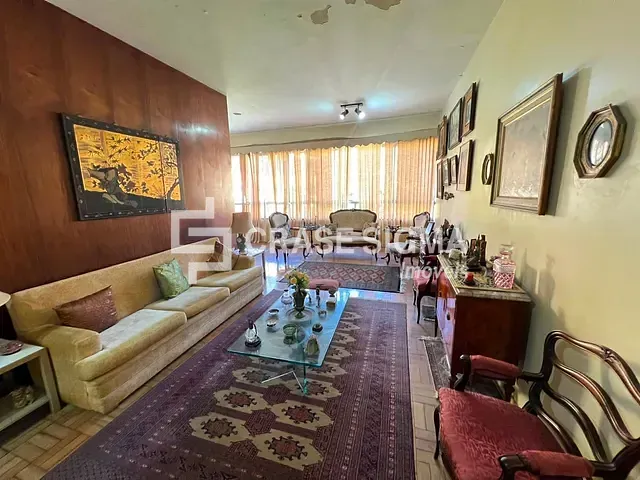 Casa com 328m² 3 quartos e 3 banheiros, à venda, no bairro Laranjeiras em Rio de Janeiro