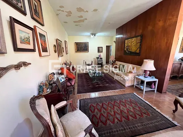 Casa com 328m² 3 quartos e 3 banheiros, à venda, no bairro Laranjeiras em Rio de Janeiro