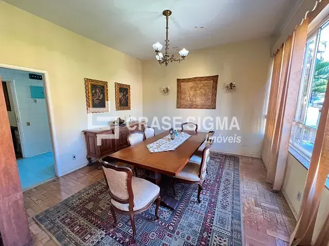 Casa com 328m² 3 quartos e 3 banheiros, à venda, no bairro Laranjeiras em Rio de Janeiro