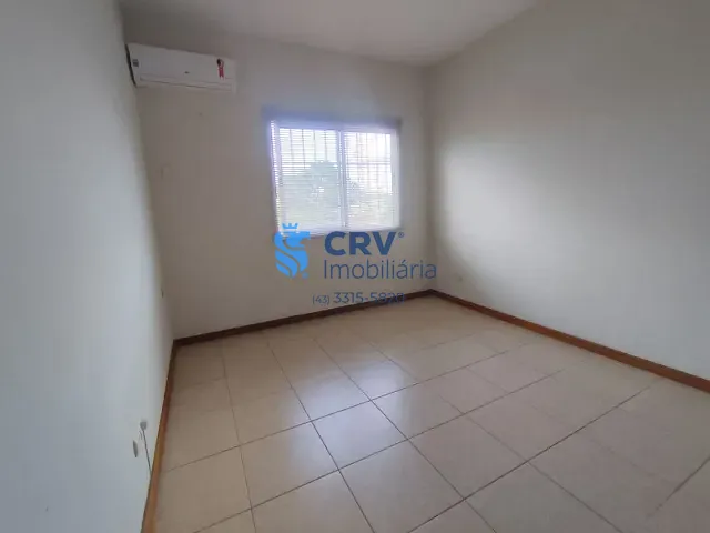 Casa 2 quartos e 2 banheiros, para alugar, no bairro Bela Vista em Londrina