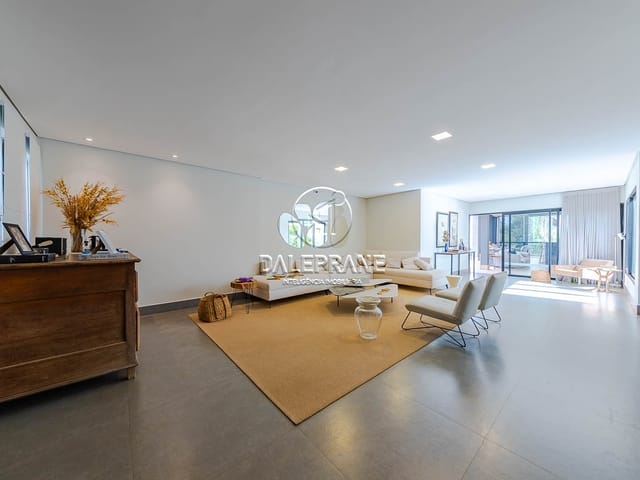 Casa com 1200m² 4 quartos e 6 banheiros, à venda, no bairro Setor de Habitações Individuais Sul em Brasília