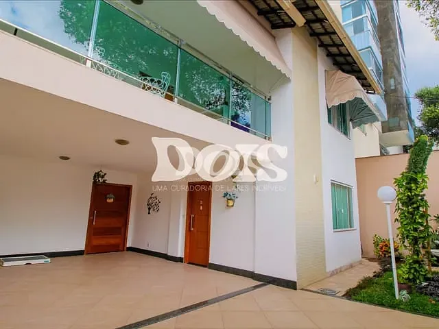 Casa 5 quartos e 5 banheiros, à venda, no bairro Jardim Camburi em Vitória