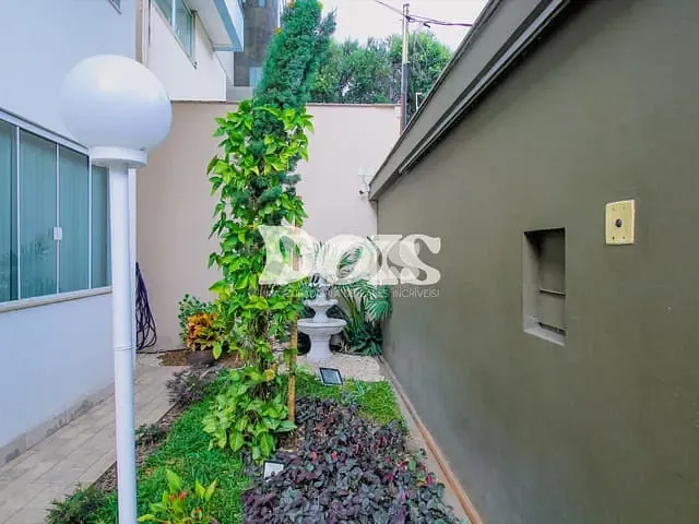 Casa 5 quartos e 5 banheiros, à venda, no bairro Jardim Camburi em Vitória