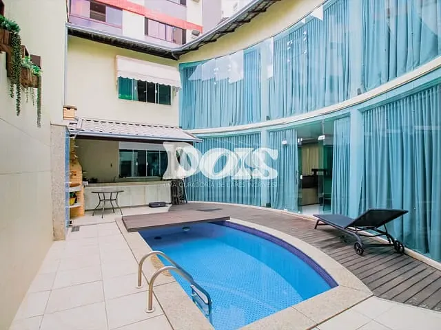 Casa 5 quartos e 5 banheiros, à venda, no bairro Jardim Camburi em Vitória