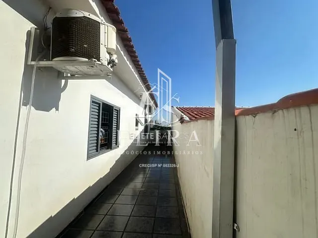 Casa com 135m² 3 quartos e 2 banheiros, à venda, no bairro Jardim Santo Antônio em Santa Bárbara D'Oeste