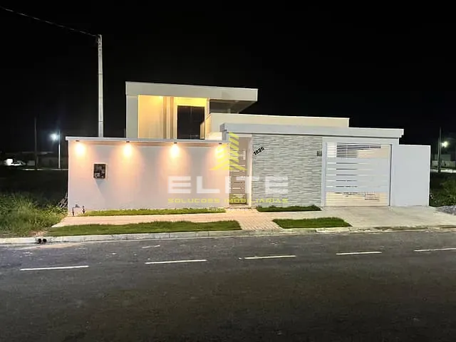 Casa com 153m² 3 quartos e 2 banheiros, à venda, no bairro Parque dos Poderes em Sorriso