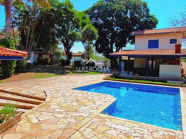 Chácara com 960m² 4 quartos e 4 banheiros, à venda, no bairro COTIA em Cotia