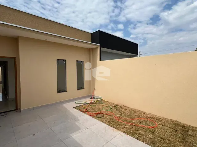 Casa com 125m² 2 quartos e 1 banheiro, à venda, no bairro Jardim Nobre em Rolândia