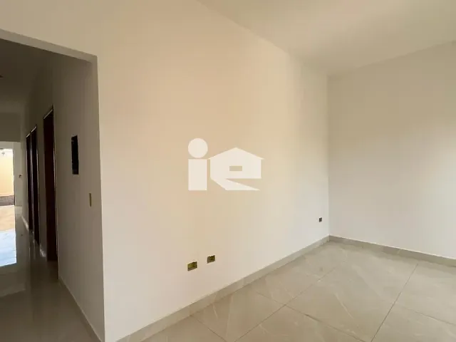 Casa com 125m² 2 quartos e 1 banheiro, à venda, no bairro Jardim Nobre em Rolândia