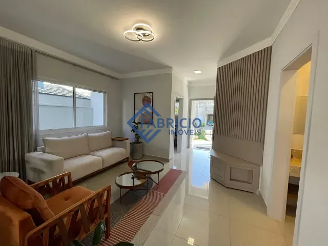 Casa com 250m² 3 quartos e 5 banheiros, à venda, no bairro Reserva da Mata em Vinhedo