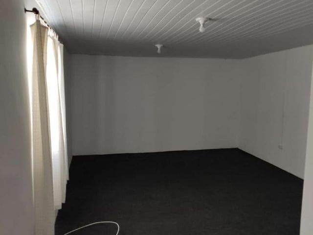 Casa com 60m² 2 quartos e 1 banheiro, para alugar, no bairro Vila São Pedro em Santo André
