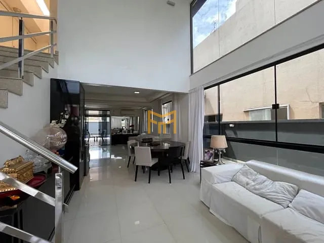 Casa com 450m² 5 quartos e 6 banheiros, à venda, no bairro Parque Verde em Belém