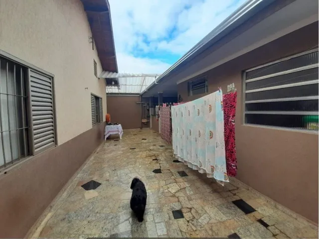 Casa 3 quartos e 2 banheiros, à venda, no bairro Vila Piza em Limeira