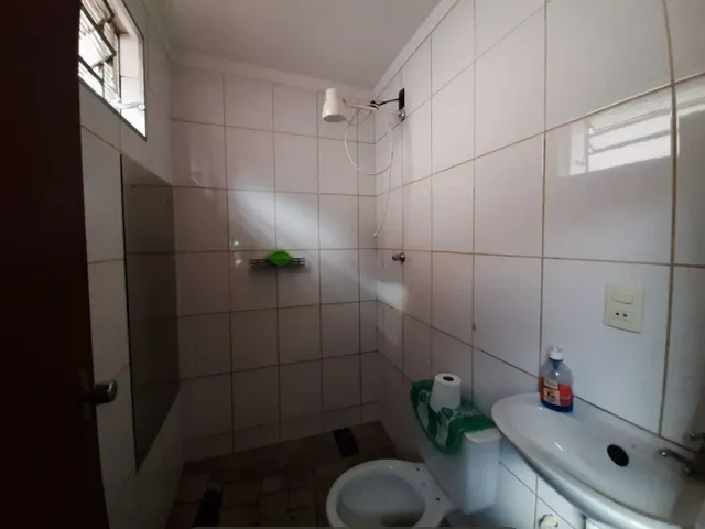 Casa 3 quartos e 2 banheiros, à venda, no bairro Vila Piza em Limeira