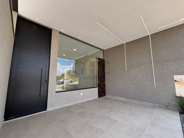 Casa com 200m² 3 quartos e 2 banheiros, à venda, no bairro CONDOMÍNIO VILLAGIO WANEL em SOROCABA