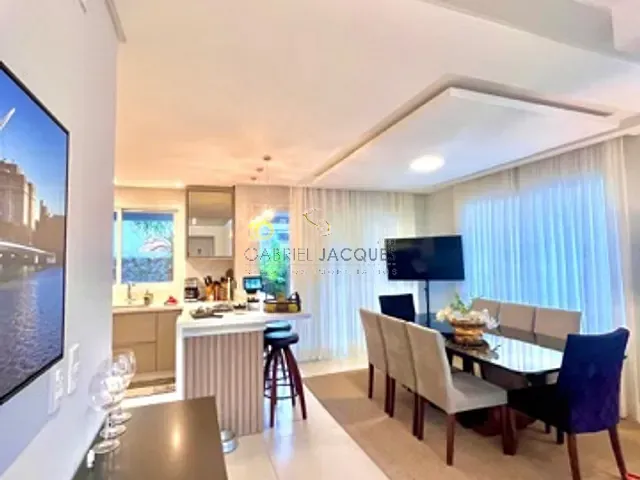 Casa com 415m² 4 quartos e 3 banheiros, à venda, no bairro Pedra Branca em Palhoça