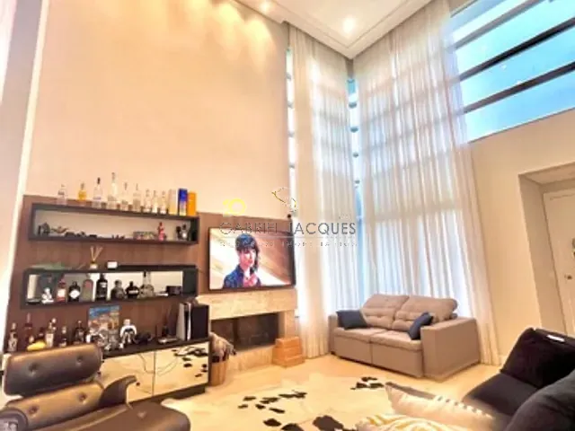 Casa com 415m² 4 quartos e 3 banheiros, à venda, no bairro Pedra Branca em Palhoça