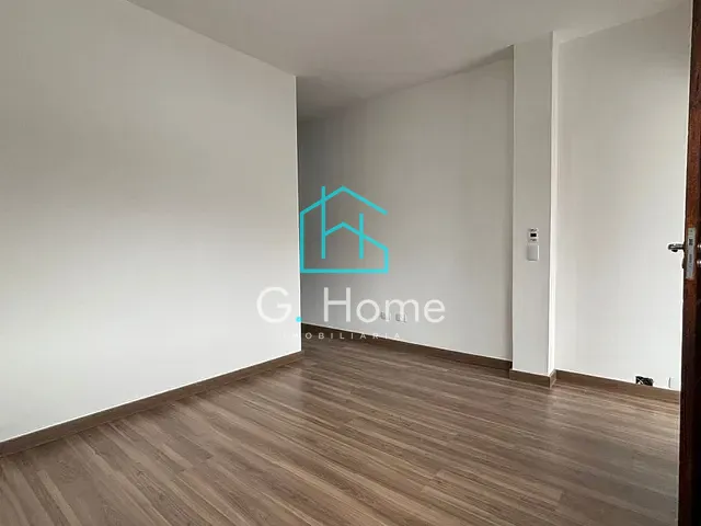 Casa com 83m² 3 quartos e 2 banheiros, à venda, no bairro Santa Rita 5 em Londrina