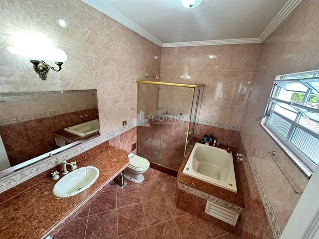 Casa com 600m² 5 quartos e 9 banheiros, à venda, no bairro Taquara em Rio de Janeiro