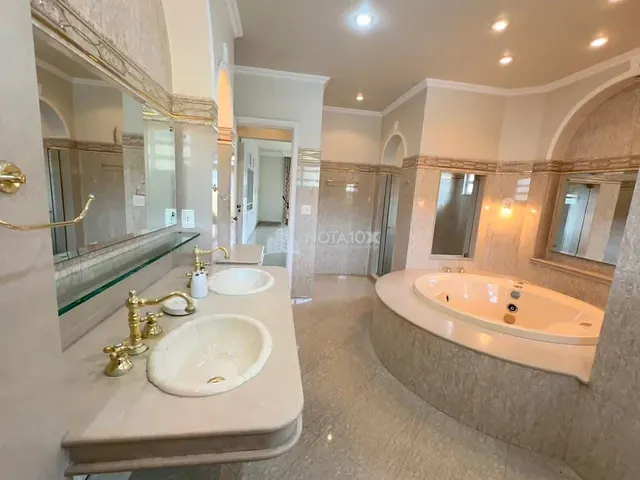 Casa com 600m² 5 quartos e 9 banheiros, à venda, no bairro Taquara em Rio de Janeiro