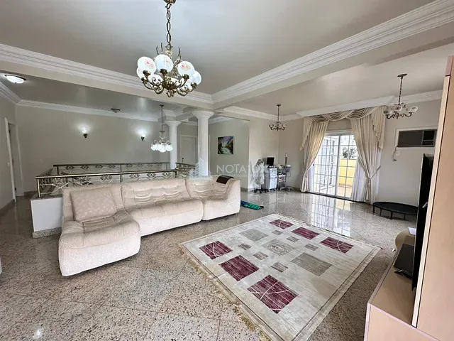 Casa com 600m² 5 quartos e 9 banheiros, à venda, no bairro Taquara em Rio de Janeiro