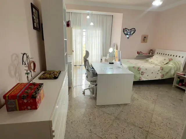Casa com 600m² 5 quartos e 9 banheiros, à venda, no bairro Taquara em Rio de Janeiro