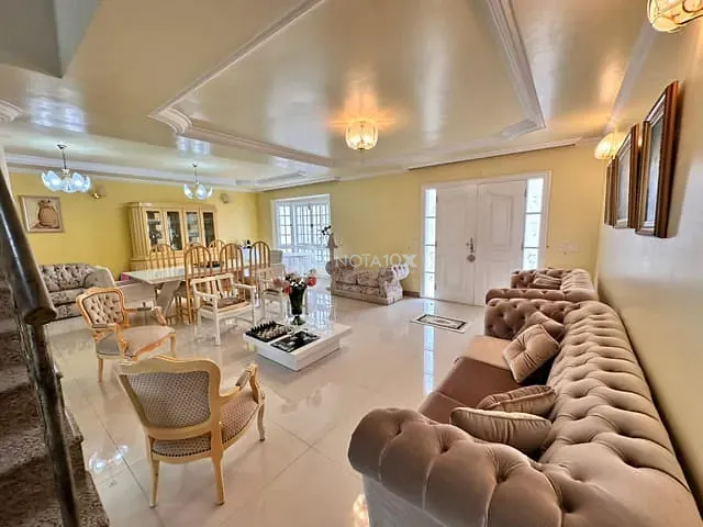 Casa com 600m² 5 quartos e 9 banheiros, à venda, no bairro Taquara em Rio de Janeiro