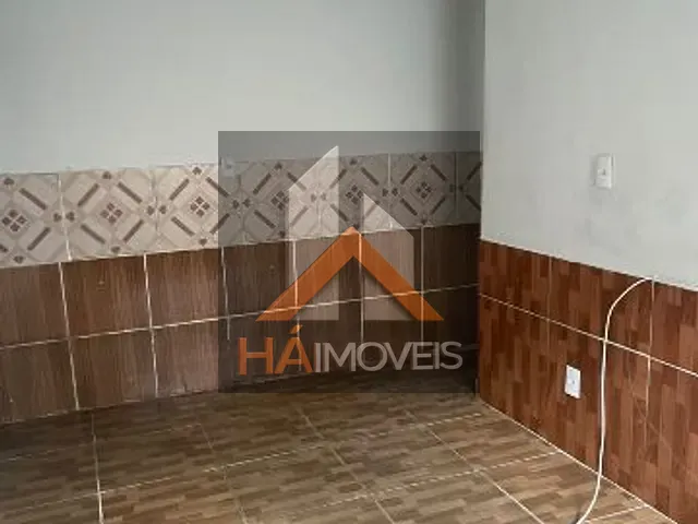 Casa com 56m² 2 quartos e 1 banheiro, para alugar, no bairro Boa Vista em Belo Horizonte