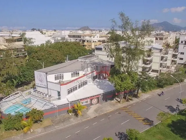 Casa com 700m² 1 quarto e 7 banheiros, à venda, no bairro Recreio dos Bandeirantes em Rio de Janeiro