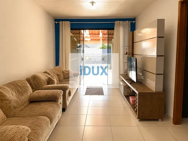Casa com 180m² 2 quartos e 1 banheiro, à venda, no bairro Costeira em São José dos Pinhais