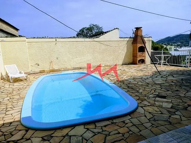 Casa com 432m² 4 quartos e 3 banheiros, à venda, no bairro Almerinda em São Gonçalo