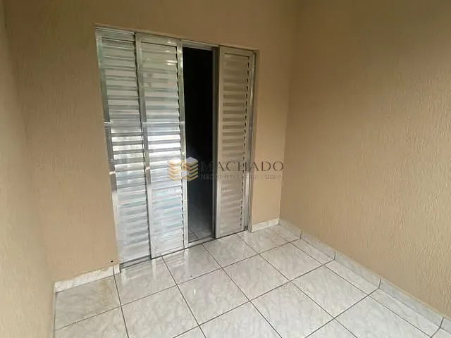 Casa 3 quartos e 1 banheiro, para alugar, no bairro Panorama (Polvilho) em Cajamar