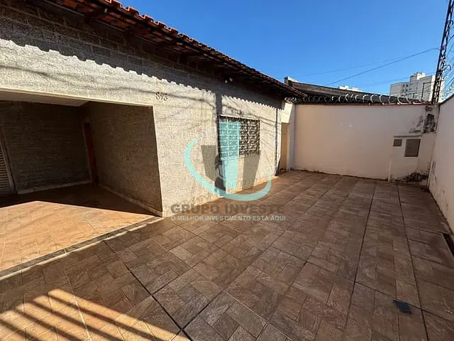 Casa com 360m² 3 quartos e 2 banheiros, à venda, no bairro JARDIM PAULISTANO (VILA XAVIER) em ARARAQUARA