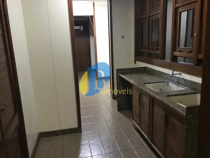 Casa, 7 quartos, 675 m² - Foto 27
