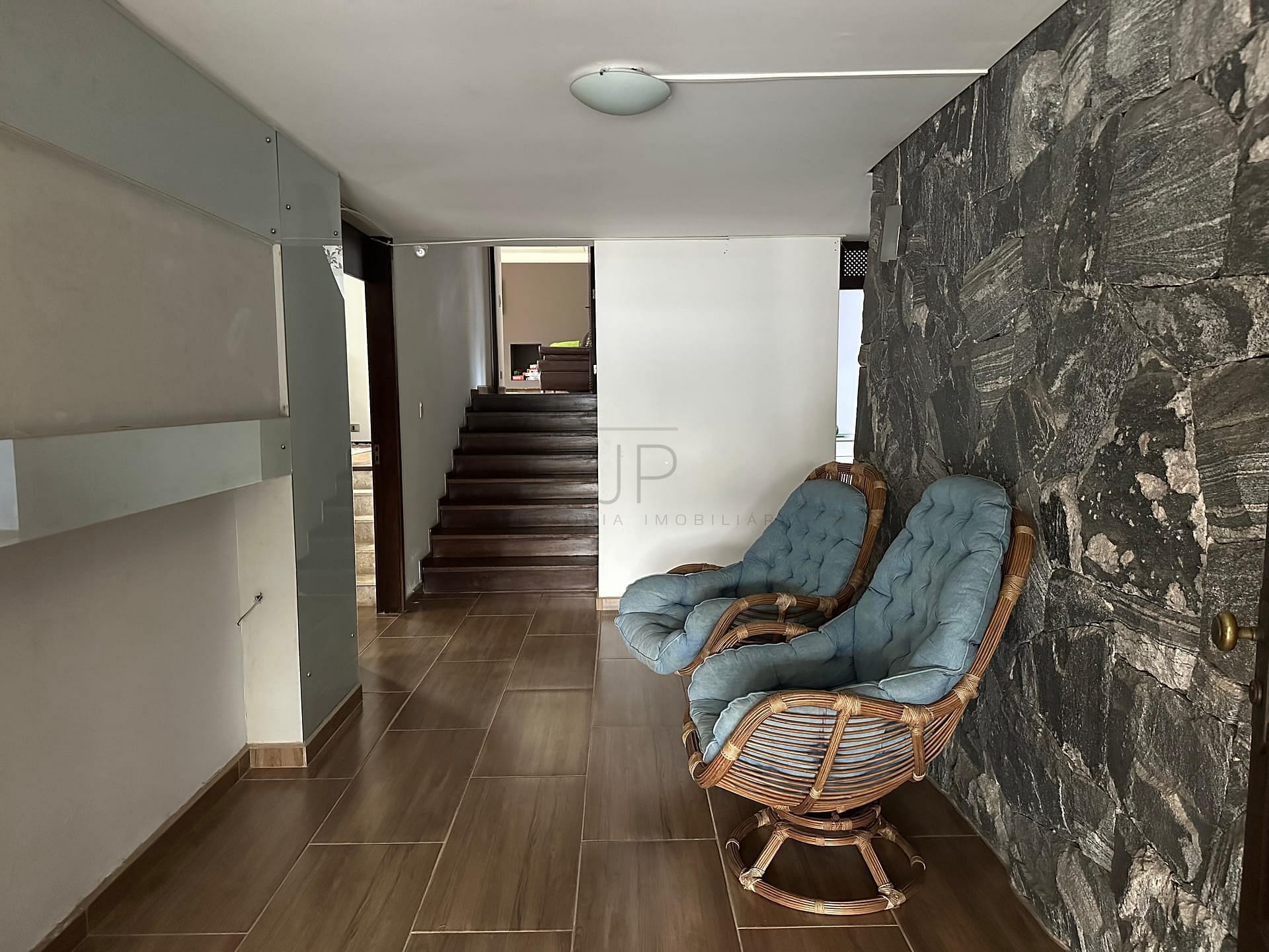Casa para alugar com 1 quarto, 455m² - Foto 2
